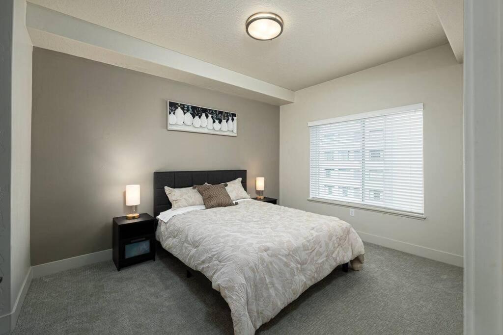 Ferienwohnung Modern 1B Downtown Slc With Wfh Setup, Gym, Fast Wi-Fi, Pool Salt Lake City Exterior foto